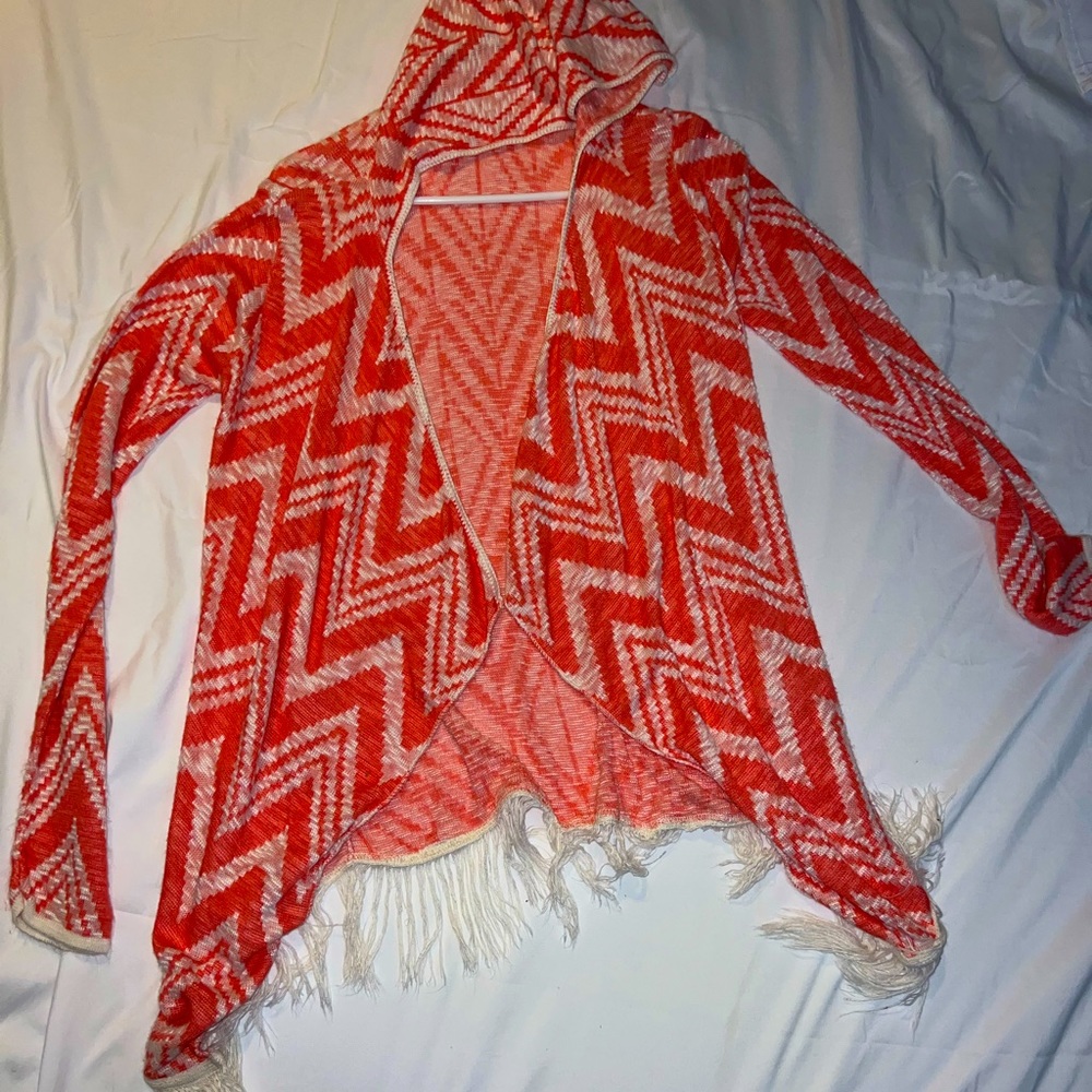 Coral chevron hooded cardigan with fringed bottom